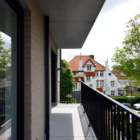 Aaron 0201 With 2 Sunny Terraces Apartment